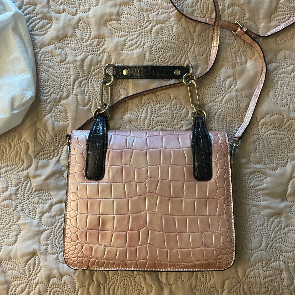 Guess 90’s crocodile style faux leather hand/crossbody bag - Picture 2 of 16